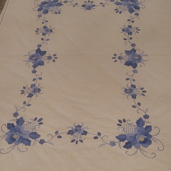 Floral Embroidered Tablecloth - Cream and Blue - Picture 1 of 8